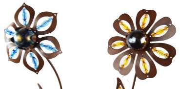 Preview: Bezauberndes 2er Set Gartenstecker Blume blau / gelb